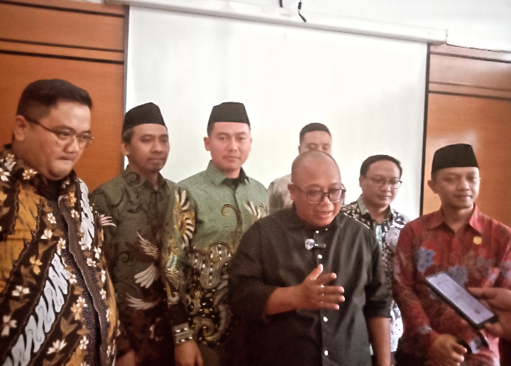 Banyak Restoran di Majalengka Belum Cantumkan Pajak di Nota, DPRD Dorong Kesadaran Pajak untuk Dongkrak PAD